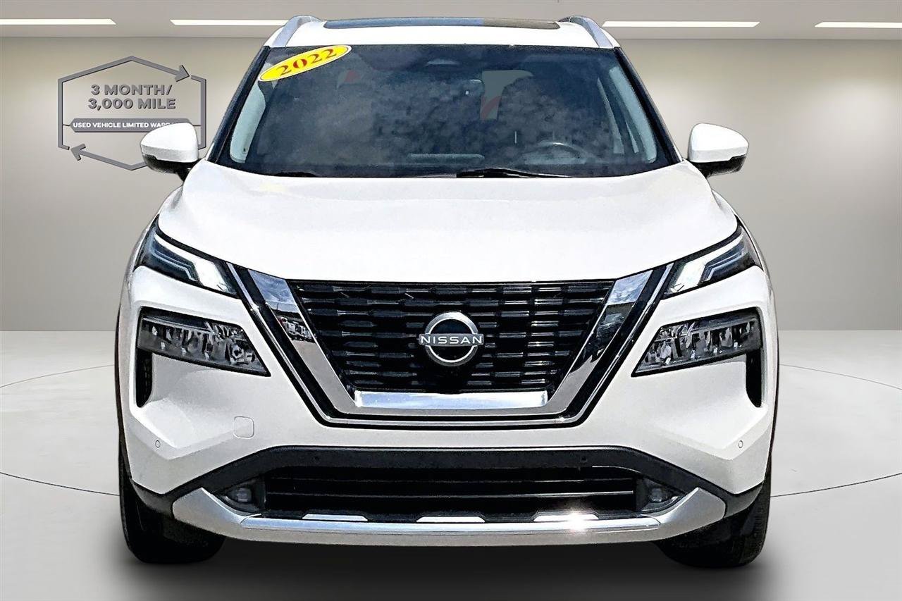 Used 2022 Nissan Rogue Platinum w/ Head-Up Display Package AWD/4WD image 2