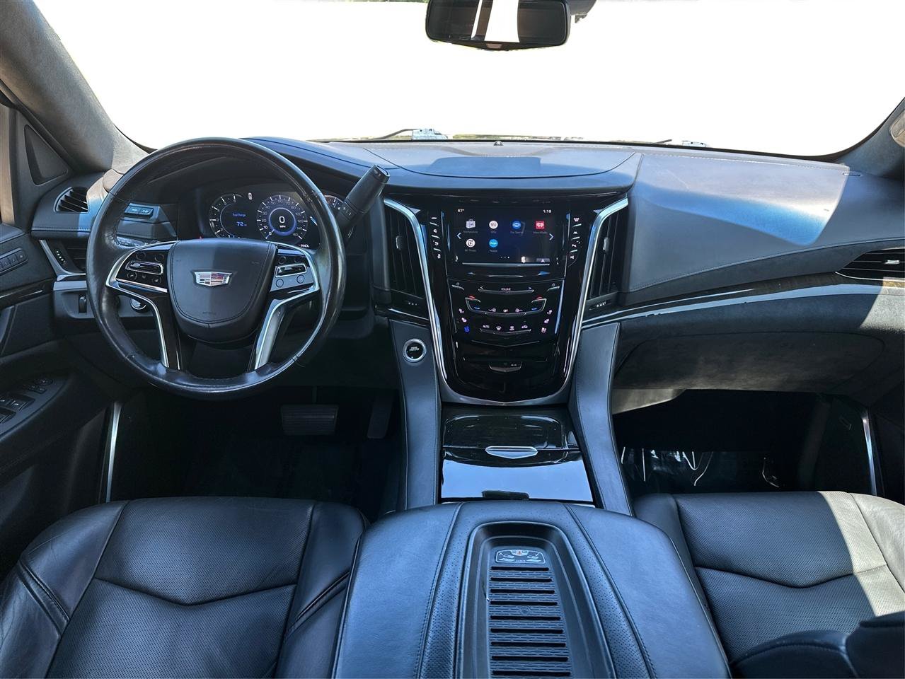 Used 2019 Cadillac Escalade ESV Platinum AWD/4WD image 33