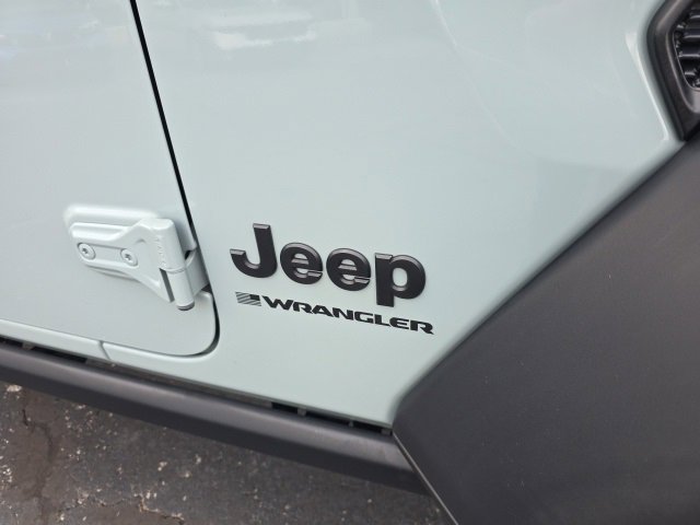 Used 2024 Jeep Wrangler Willys image 55