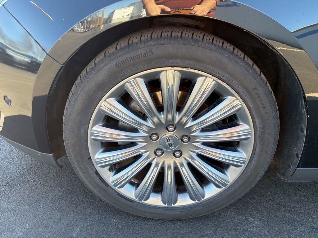 Used 2015 Lincoln MKS AWD w/ Equipment Group 101A image 10