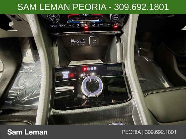 New 2025 Jeep Grand Cherokee L Limited w/ Black Appearance Package image 17