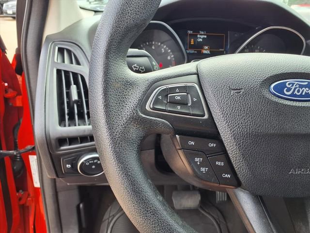 Used 2015 Ford Focus SE image 6