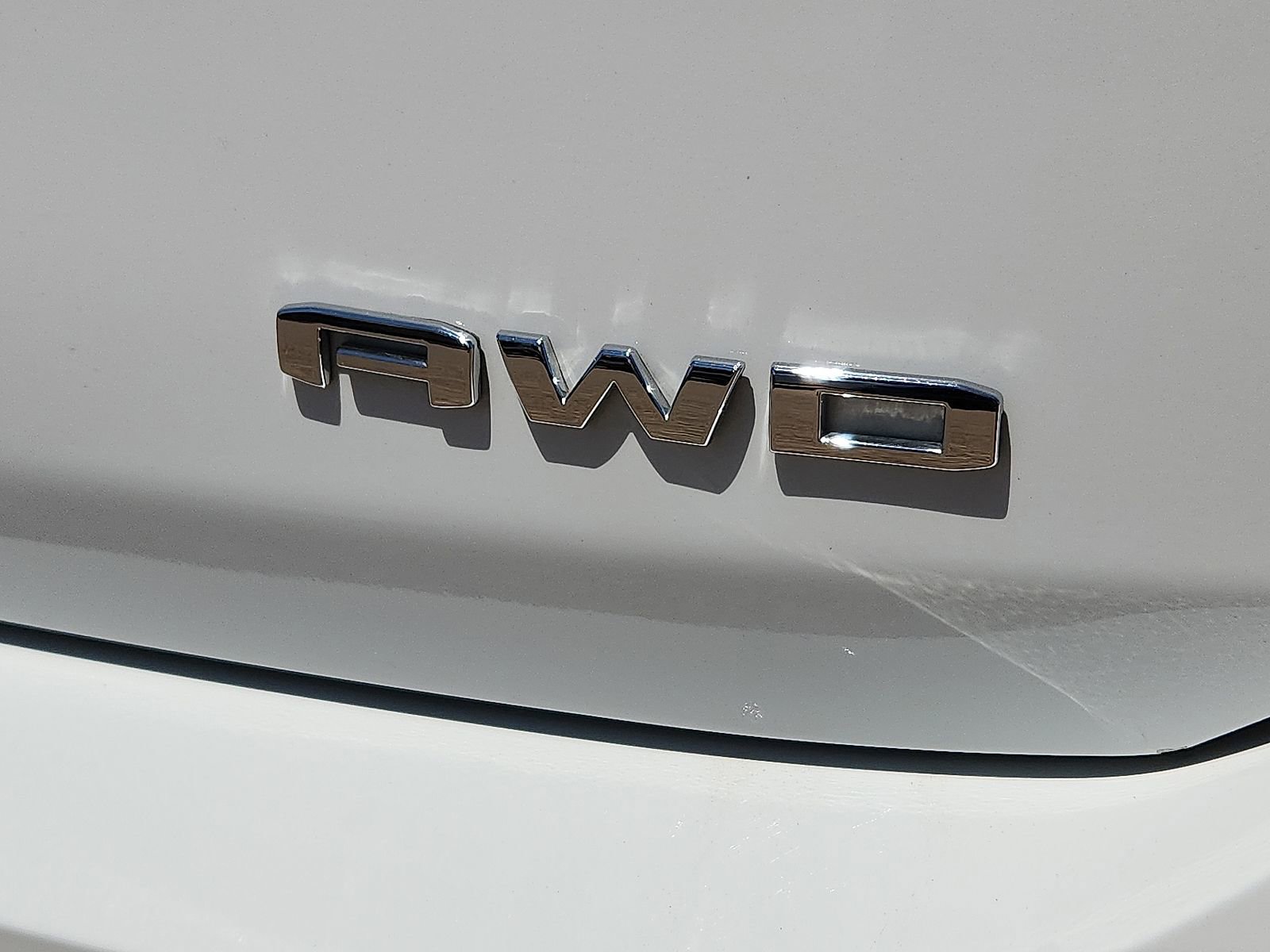 Used 2023 GMC Terrain SLE AWD/4WD image 9