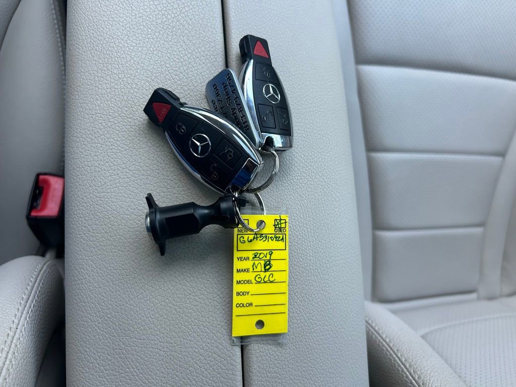 Used 2019 Mercedes-Benz GLC 300 4MATIC image 60