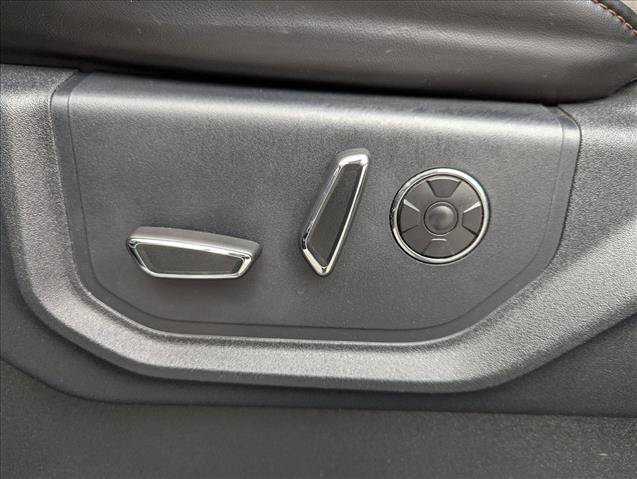 Used 2019 Ford F450 Platinum w/ Platinum Ultimate Package AWD/4WD image 11
