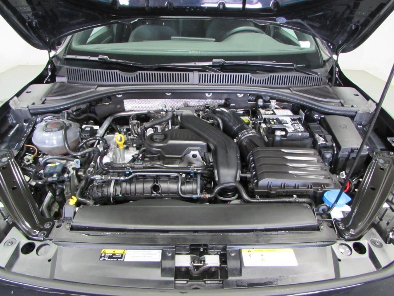 Used 2025 Volkswagen Jetta Sport image 10