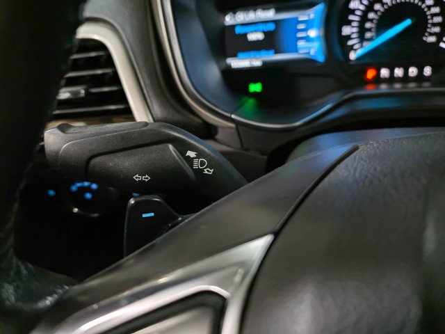 Used 2016 Ford Fusion SE w/ Equipment Group 202A image 21