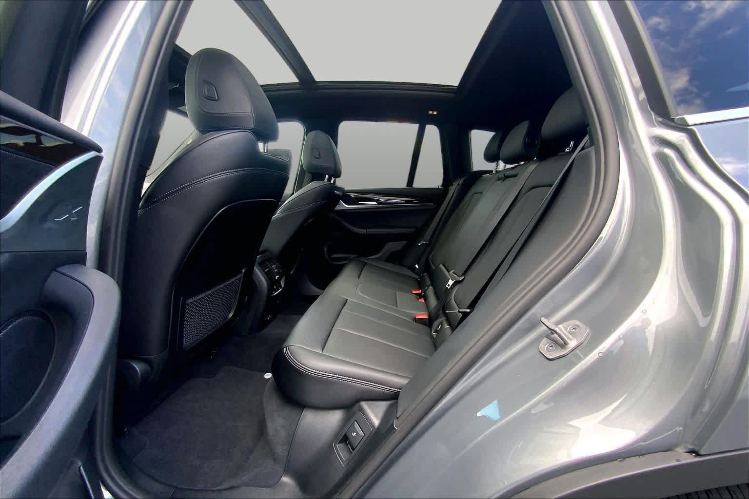 Used 2024 BMW X3 sDrive30i RWD image 22