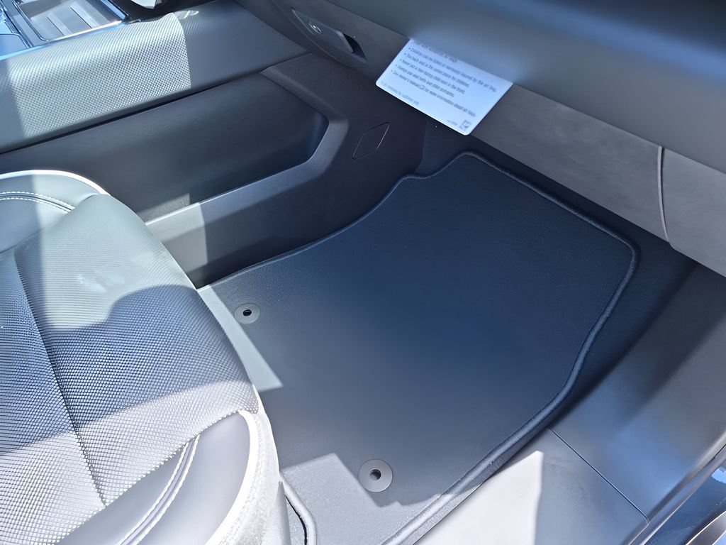 New 2026 GMC Sierra EV Elevation AWD/4WD image 39