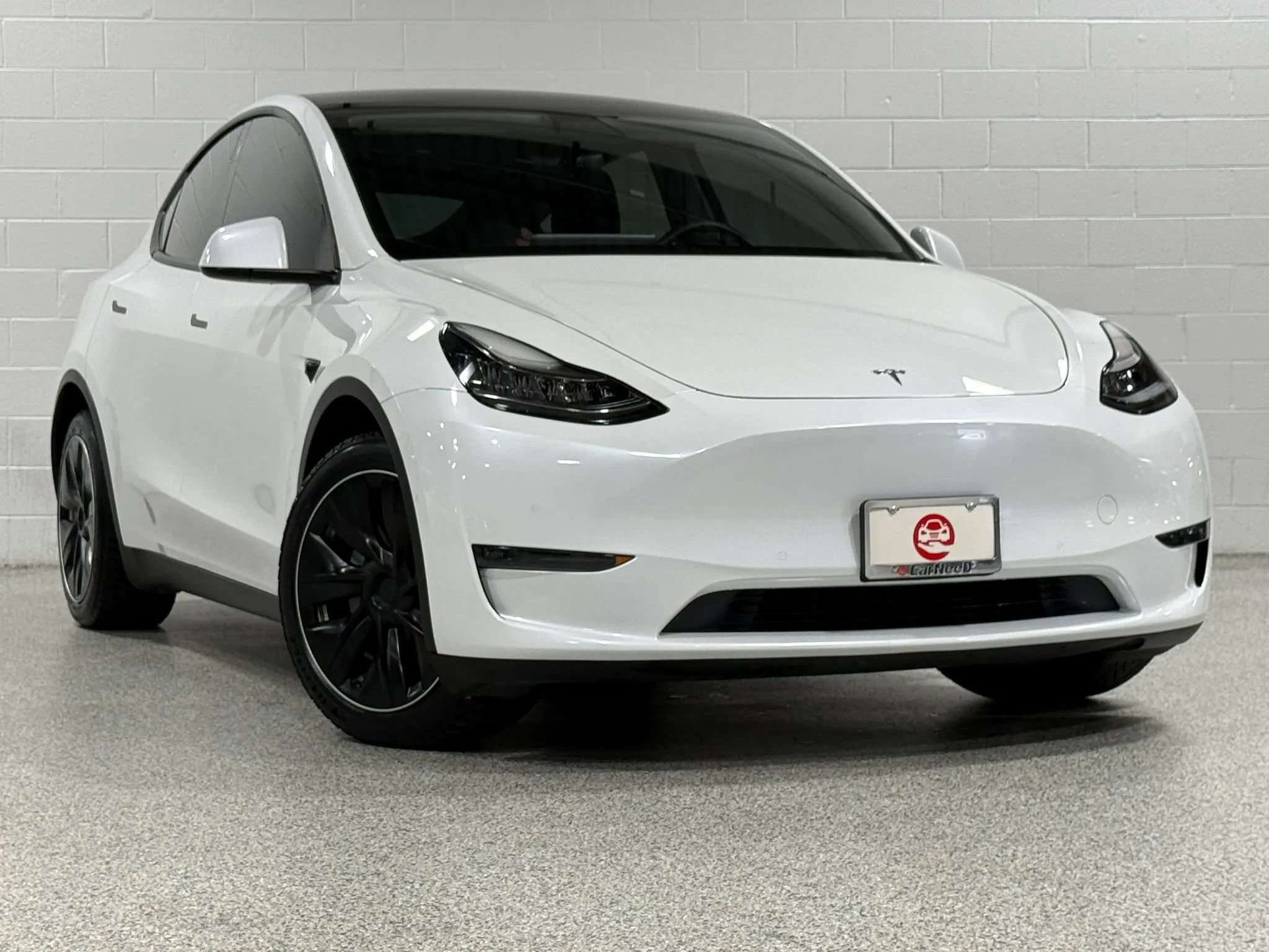 Used 2021 Tesla Model Y Long Range AWD/4WD image 4