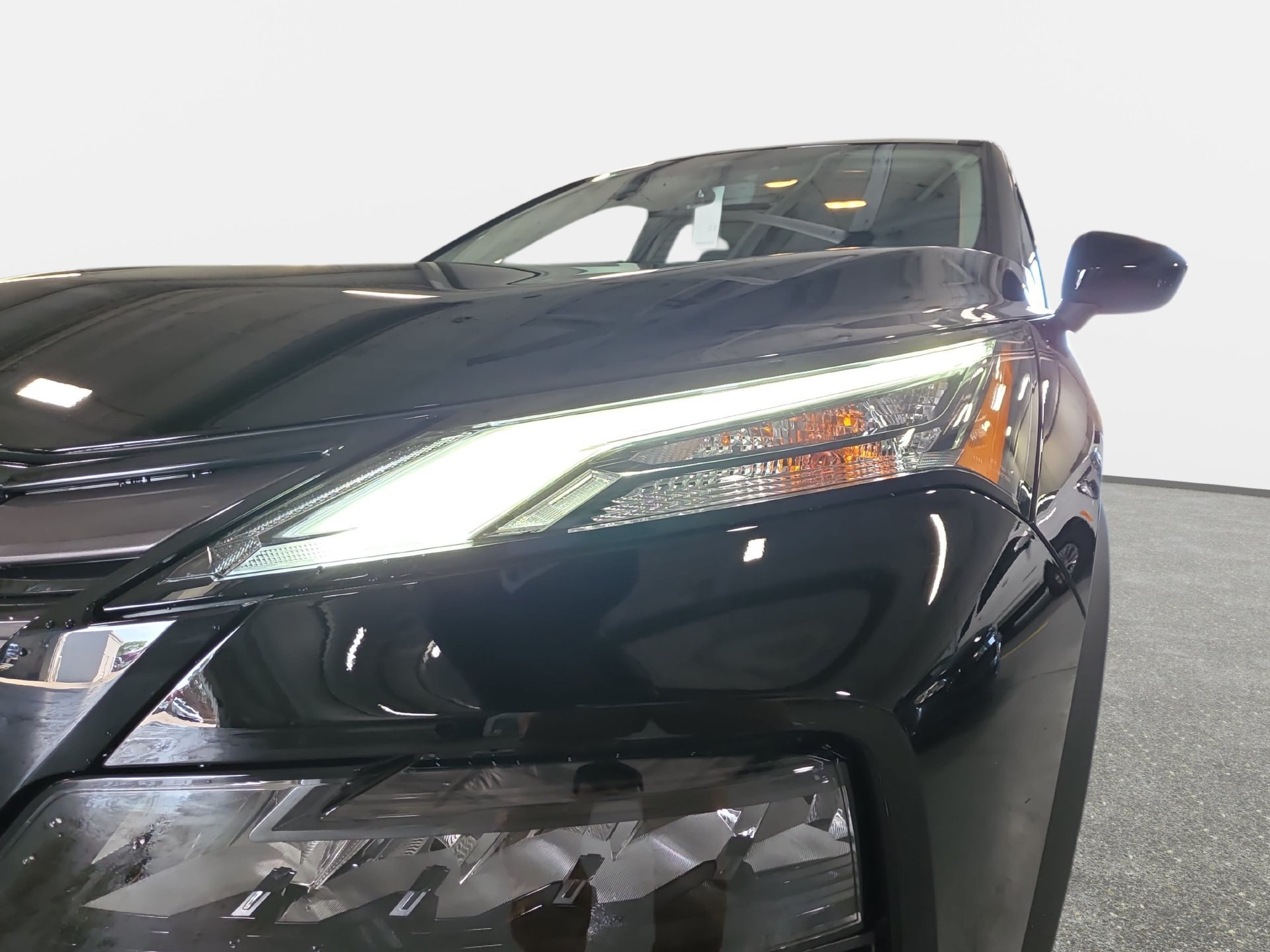 New 2026 Nissan Rogue SV w/ Cold Weather Package FWD image 29