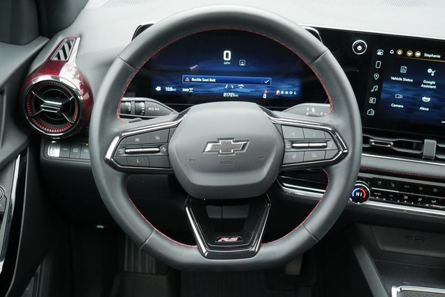 Used 2025 Chevrolet Equinox RS w/ Safety and Technology Package image 17