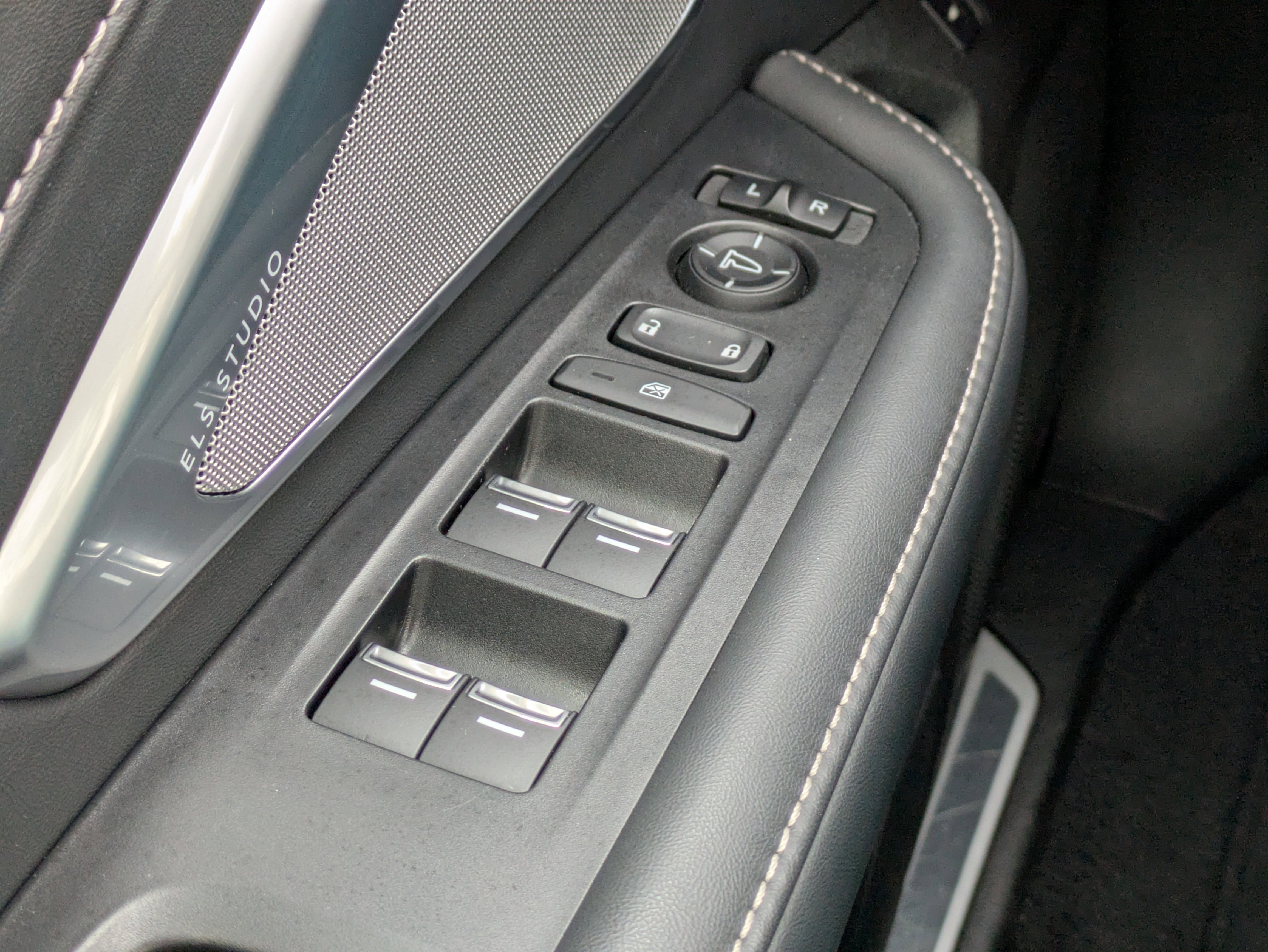 Used 2022 Acura RDX FWD w/ Technology Package image 33