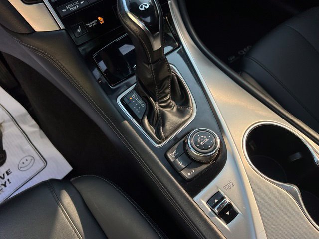 Used 2017 INFINITI Q60 2.0t w/ Premium Plus Package 2.0T AWD/4WD image 30