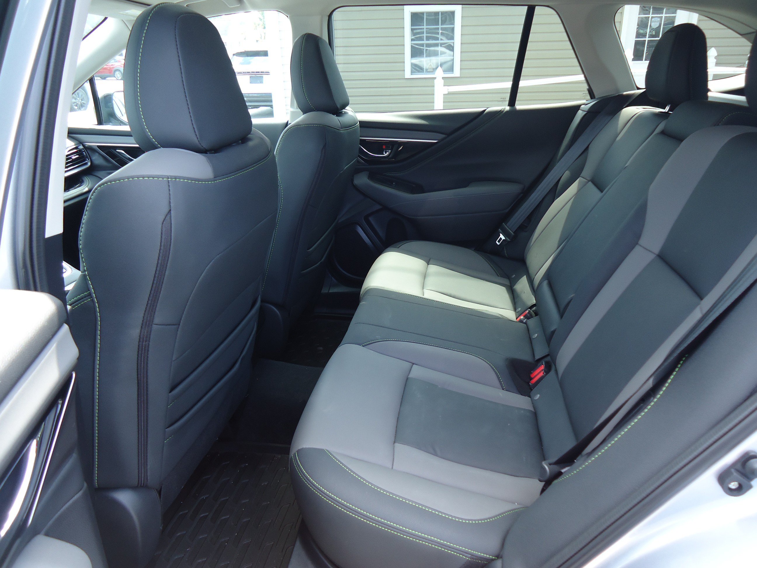 Used 2023 Subaru Outback Onyx Edition AWD/4WD image 26