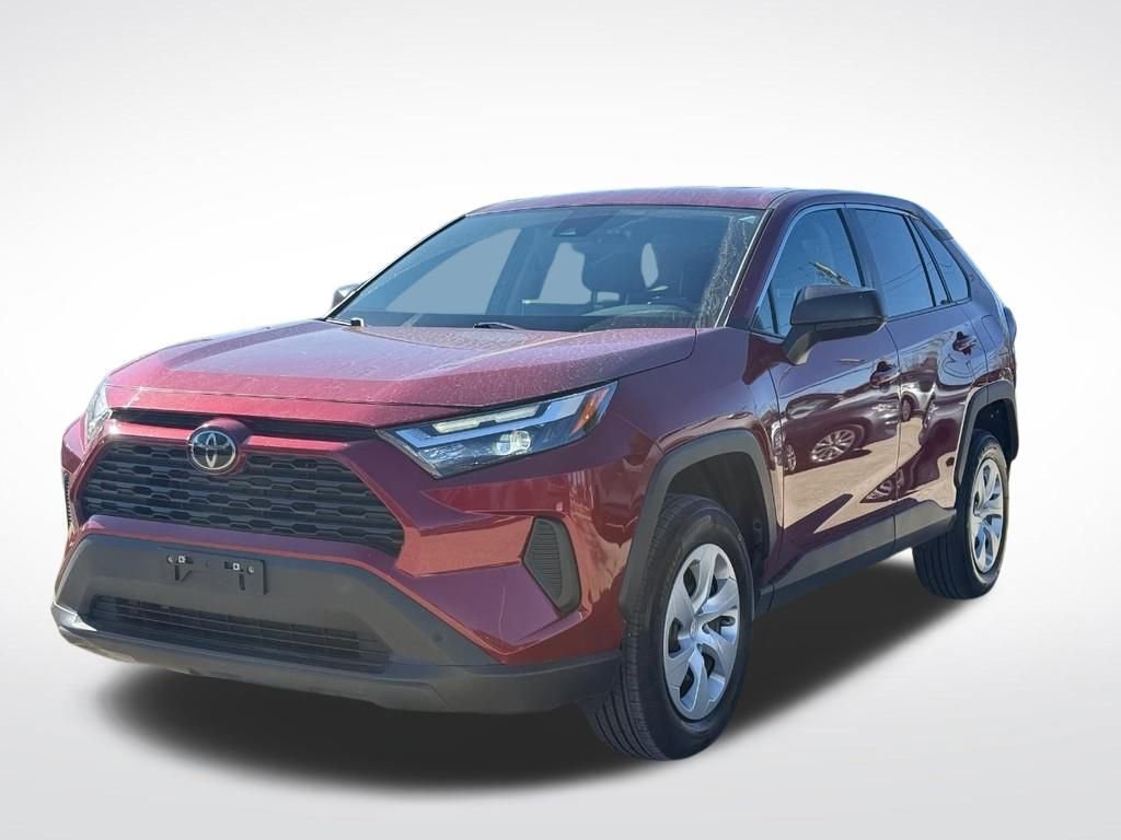 Used 2024 Toyota RAV4 LE image 7