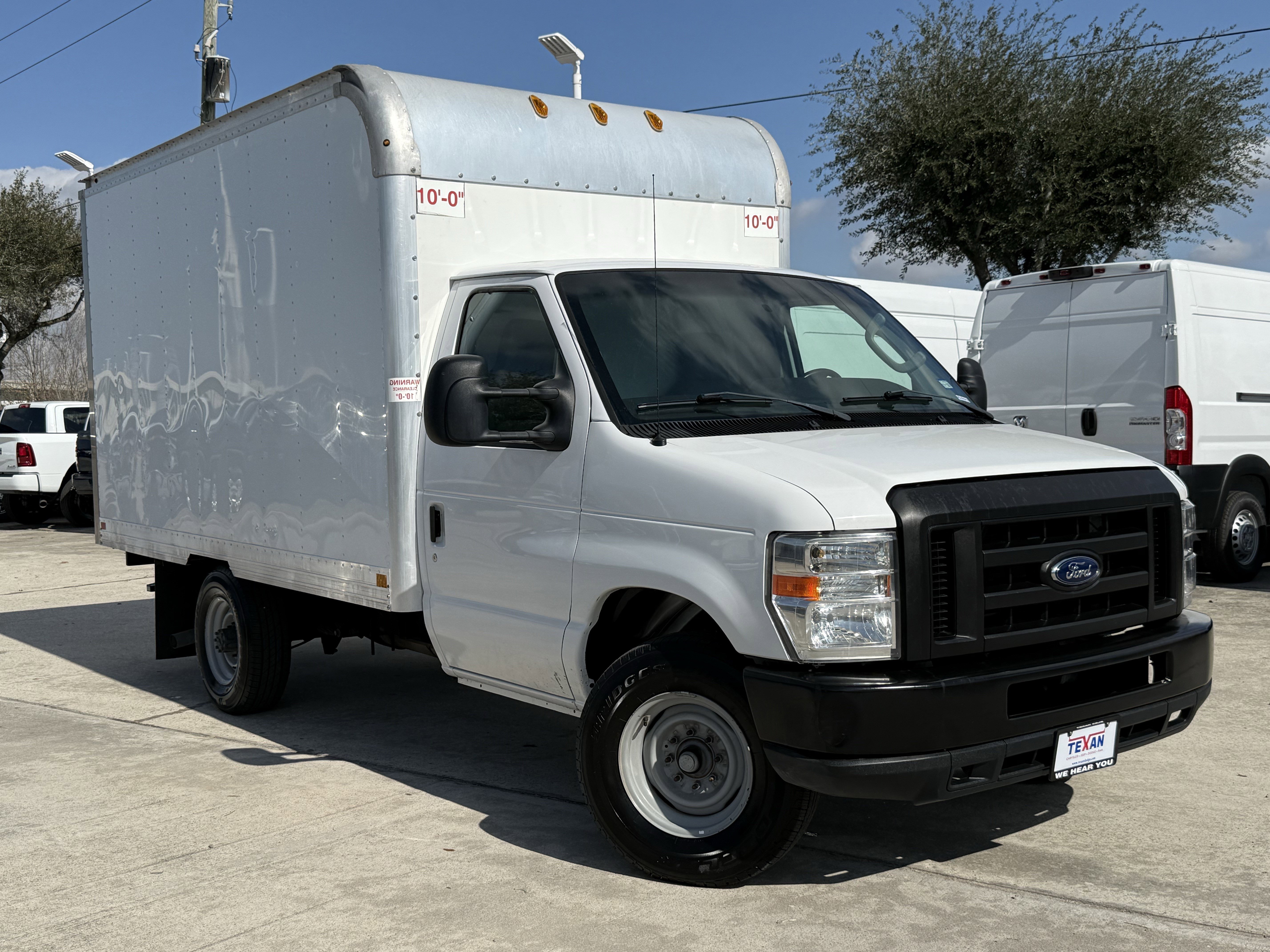 Used 2019 Ford E-350 and Econoline 350 Super Duty w/ Power Windows & Locks Group video 2
