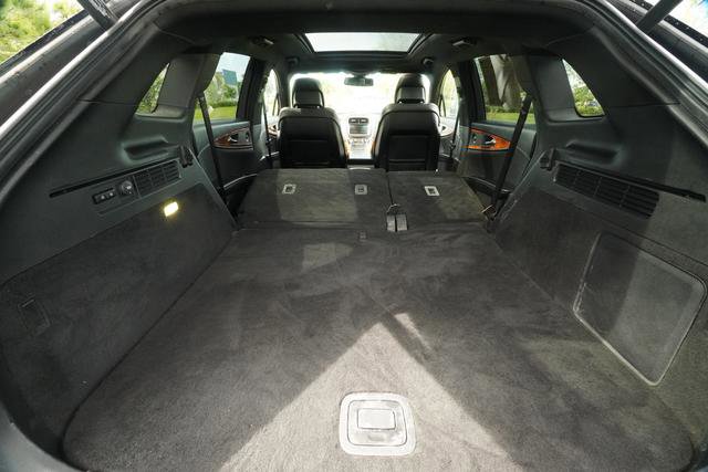 Used 2016 Lincoln MKX Reserve w/ Technology Package FWD image 31
