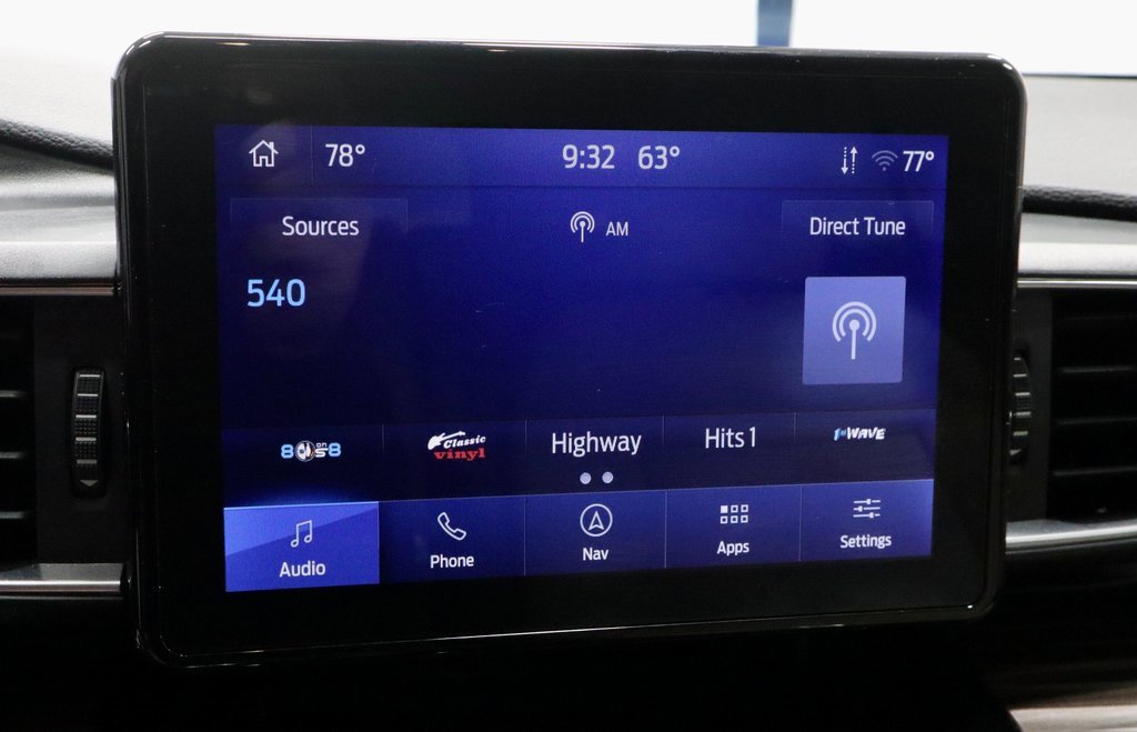 Certified 2022 Ford Explorer Limited w/ Hybrid Equipment Group 310A image 2