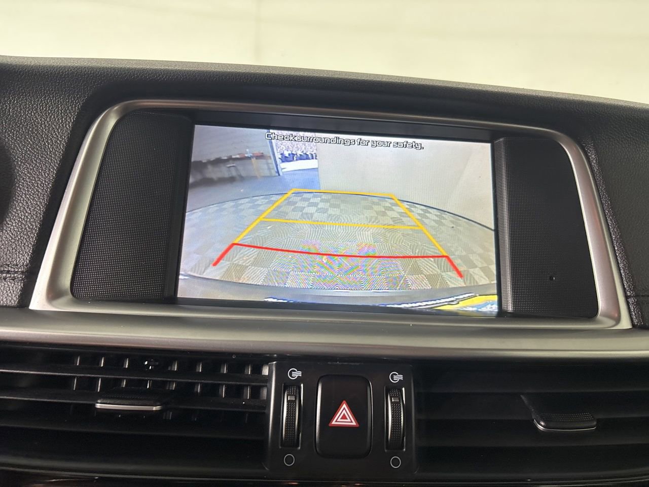 Used 2020 Kia Optima S image 16