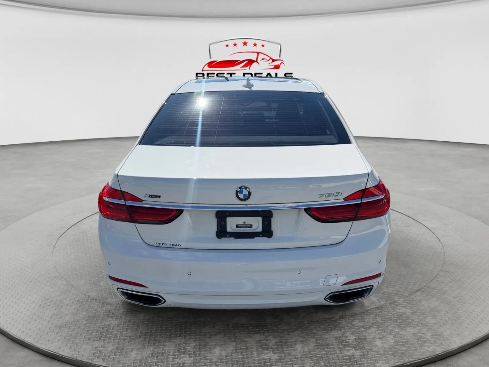 Used 2019 BMW 750i xDrive AWD/4WD image 4