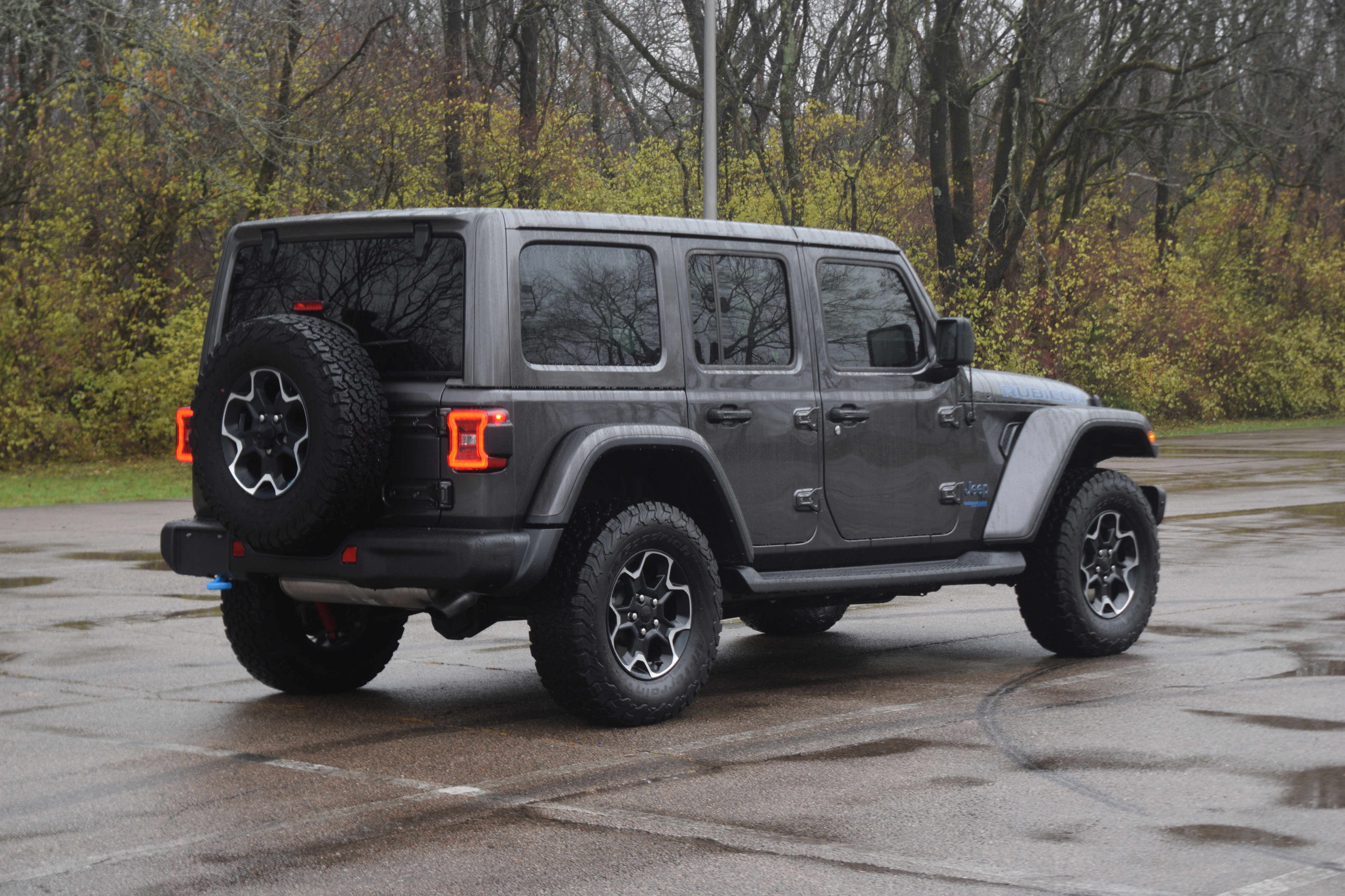 Used 2022 Jeep Wrangler Unlimited Rubicon 4xe w/ Steel Bumper Group image 26