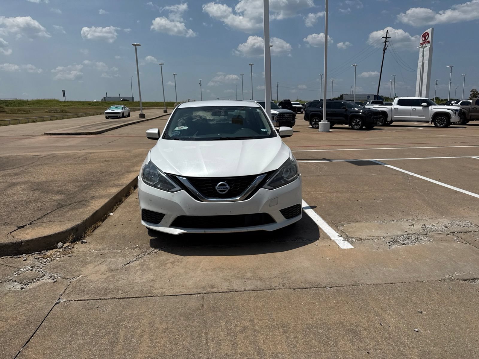 Used 2018 Nissan Sentra SV w/ All Weather Package FWD image 5