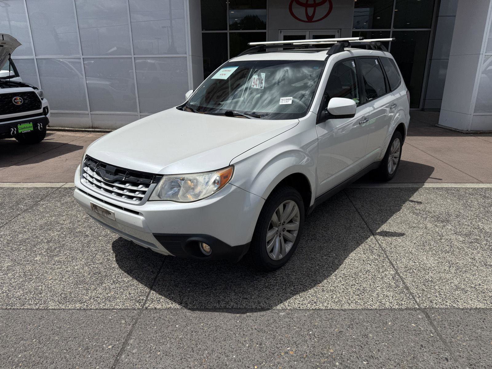 Used 2013 Subaru Forester 2.5X Limited AWD/4WD image 2