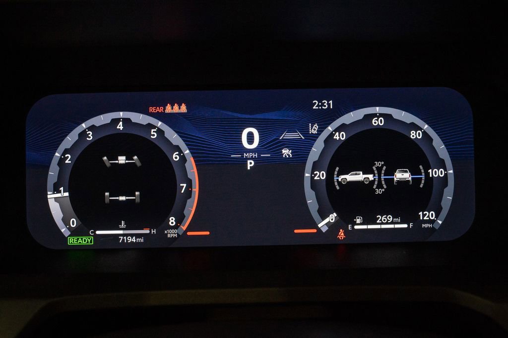 Used 2025 Toyota Tacoma TRD Off-Road image 17