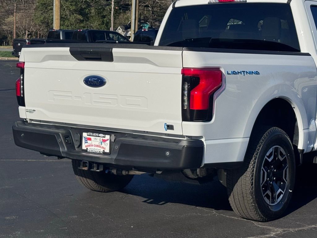 Used 2023 Ford F150 Lightning Pro AWD/4WD image 41