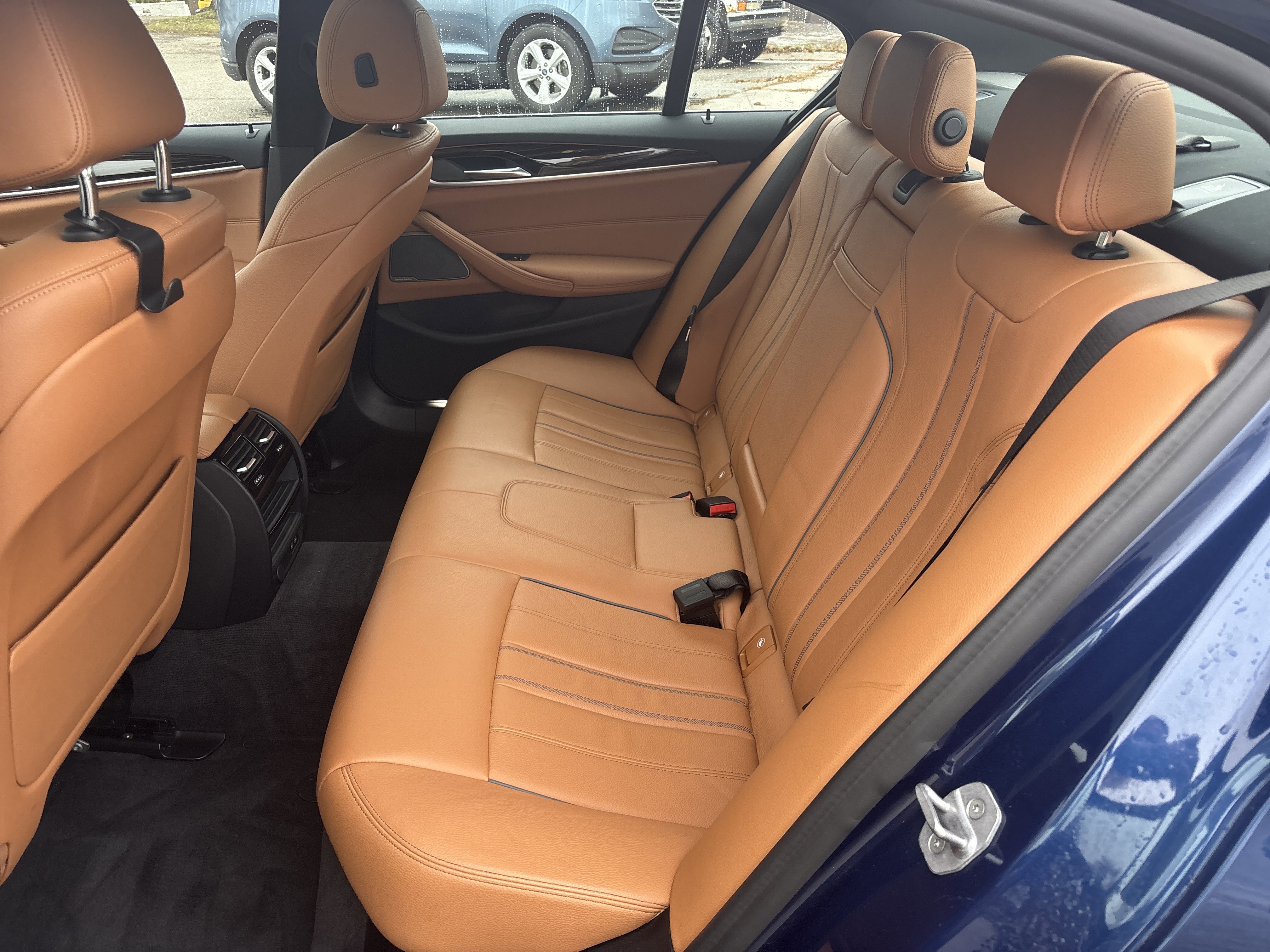 Used 2021 BMW 540i xDrive w/ Premium Package image 33