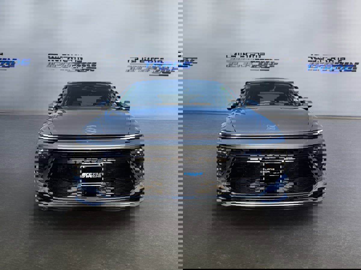 Used 2025 Hyundai Sonata SEL image 2