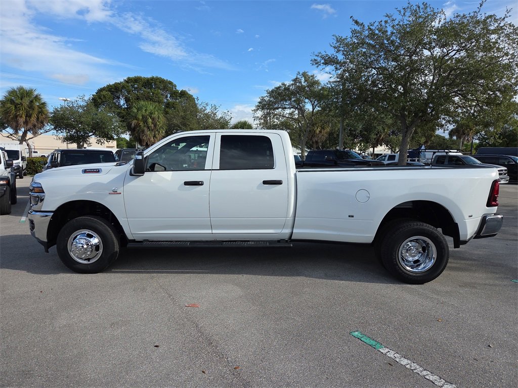 New 2026 RAM 3500 Tradesman image 8