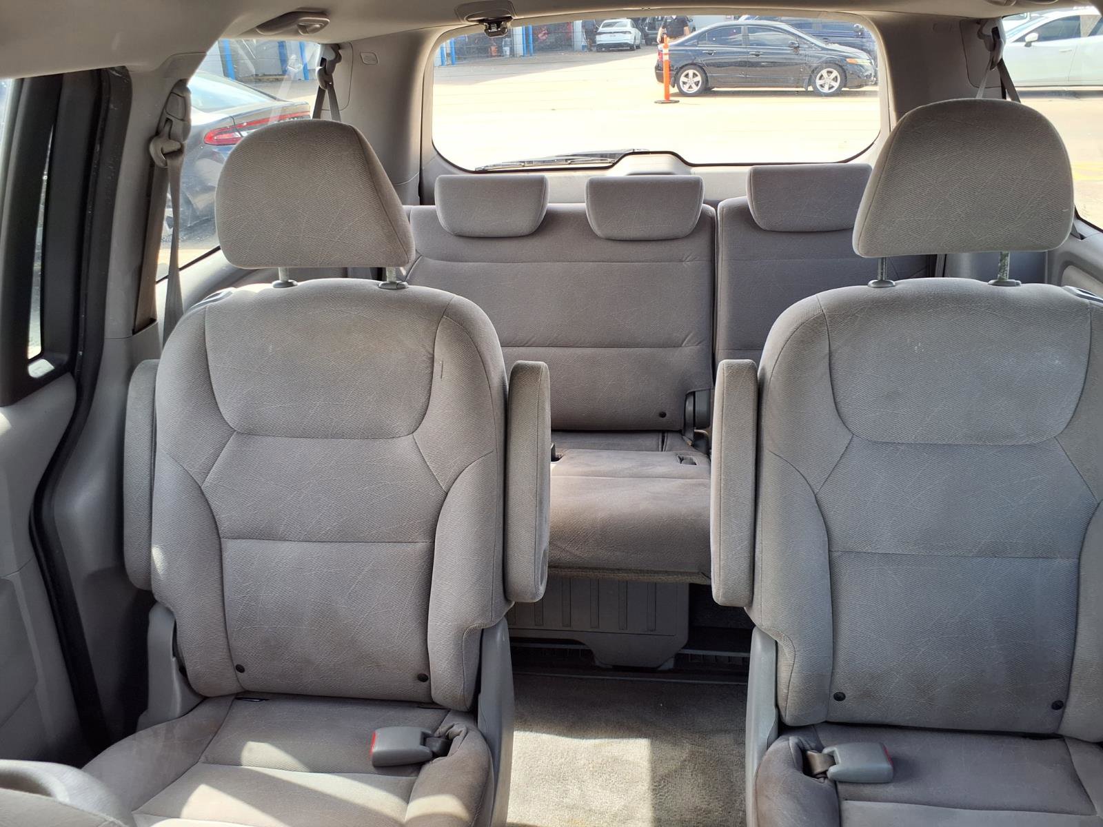 Used 2010 Honda Odyssey EX image 17