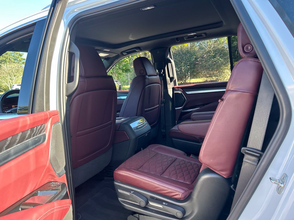 Used 2026 Cadillac Escalade Luxury w/ Touring Package AWD/4WD image 43