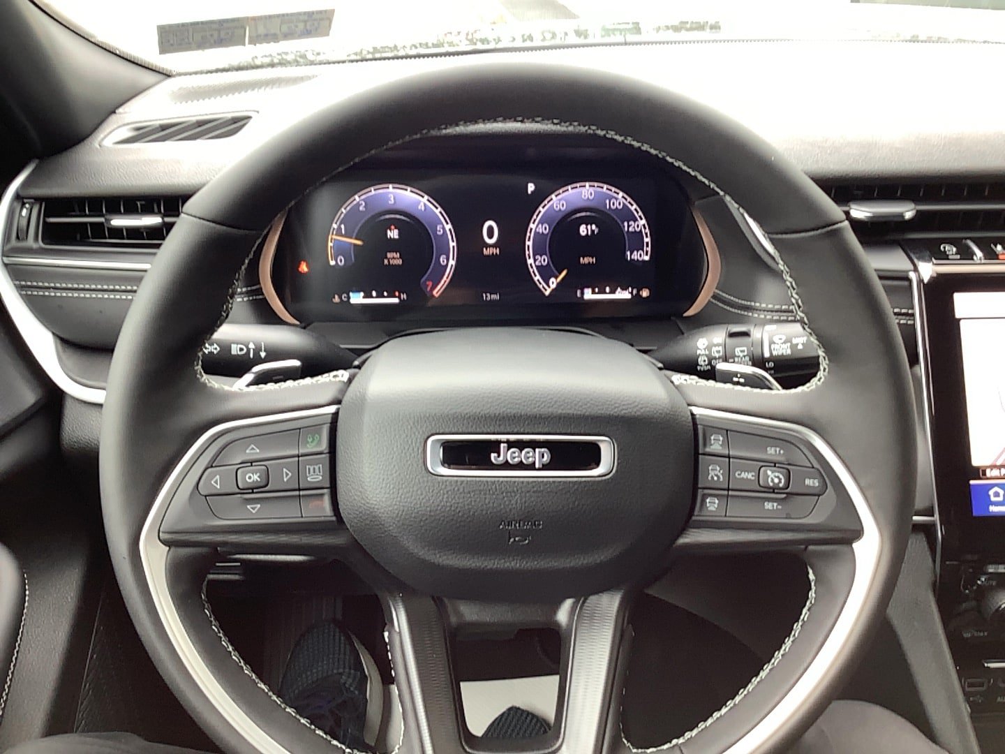 New 2027 Jeep Grand Cherokee Laredo X AWD/4WD image 12