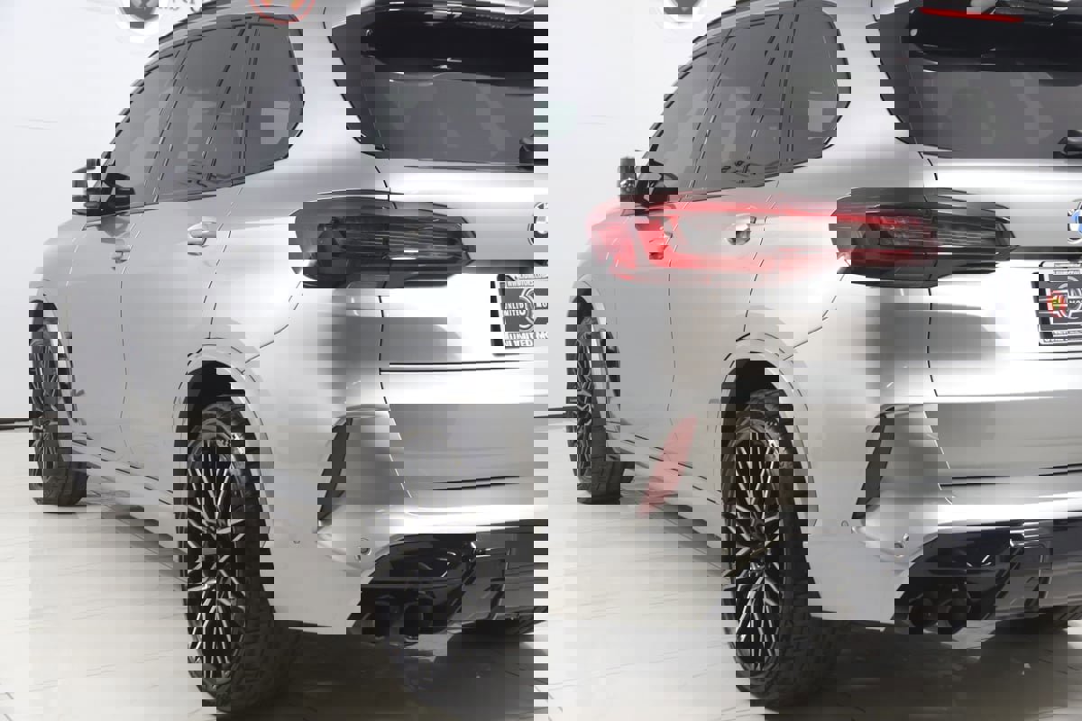 Used 2021 BMW X5 M w/ Competition Package image 32