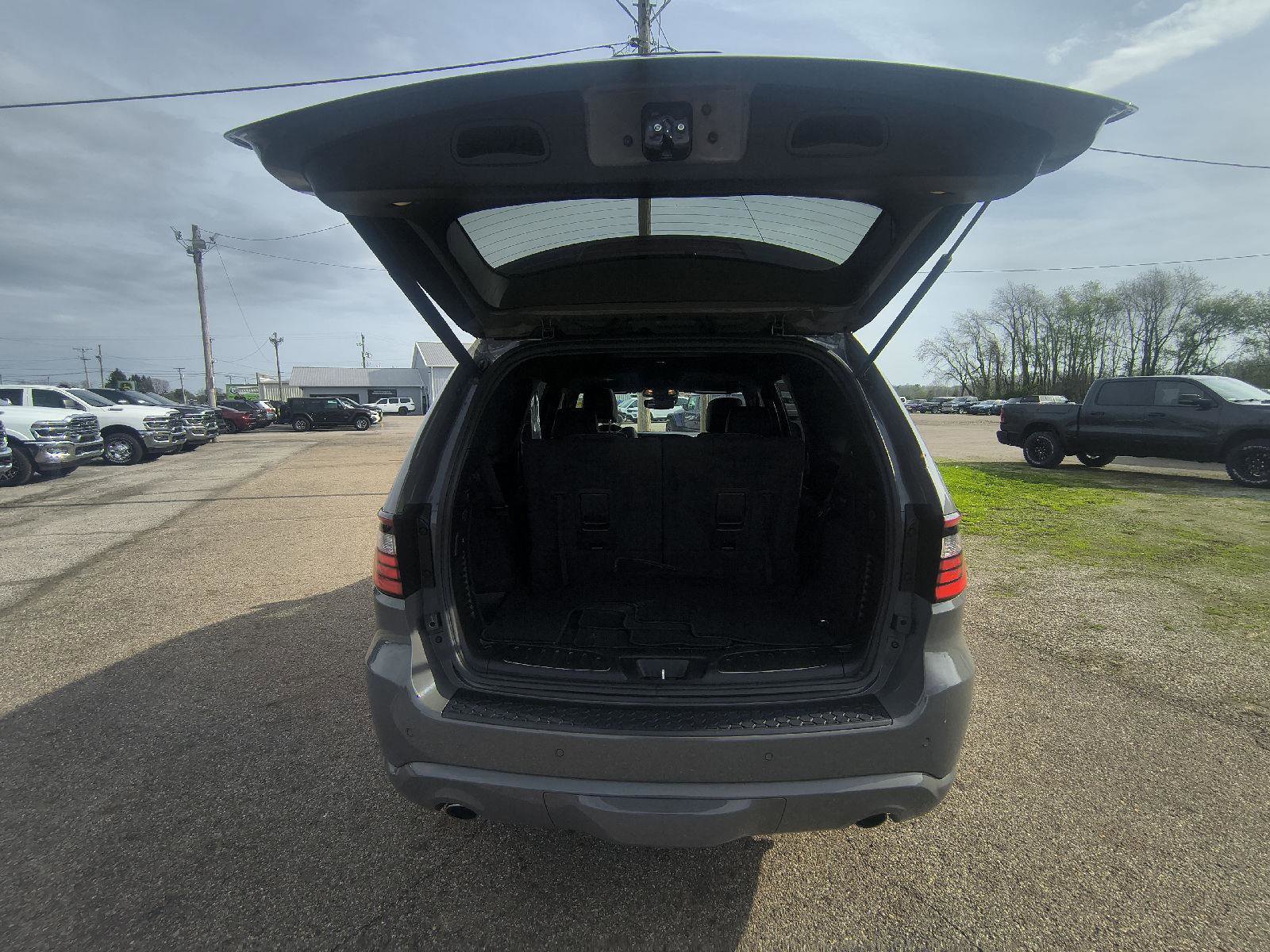 Used 2025 Dodge Durango GT image 28
