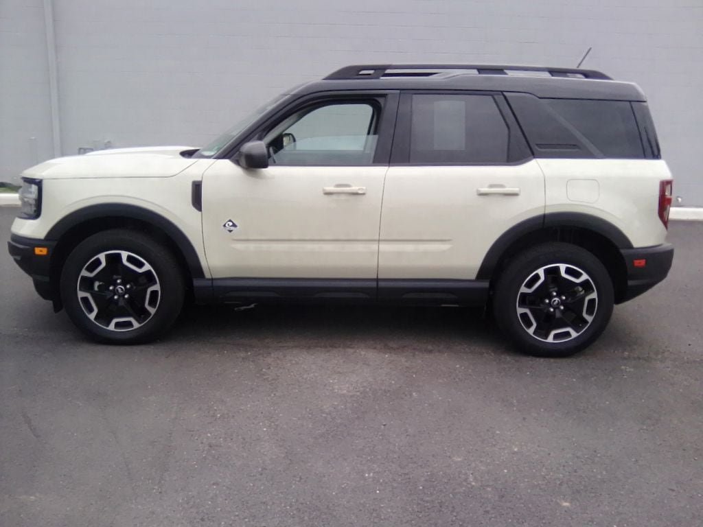 Used 2024 Ford Bronco Sport Outer Banks w/ Tech Package AWD/4WD image 7