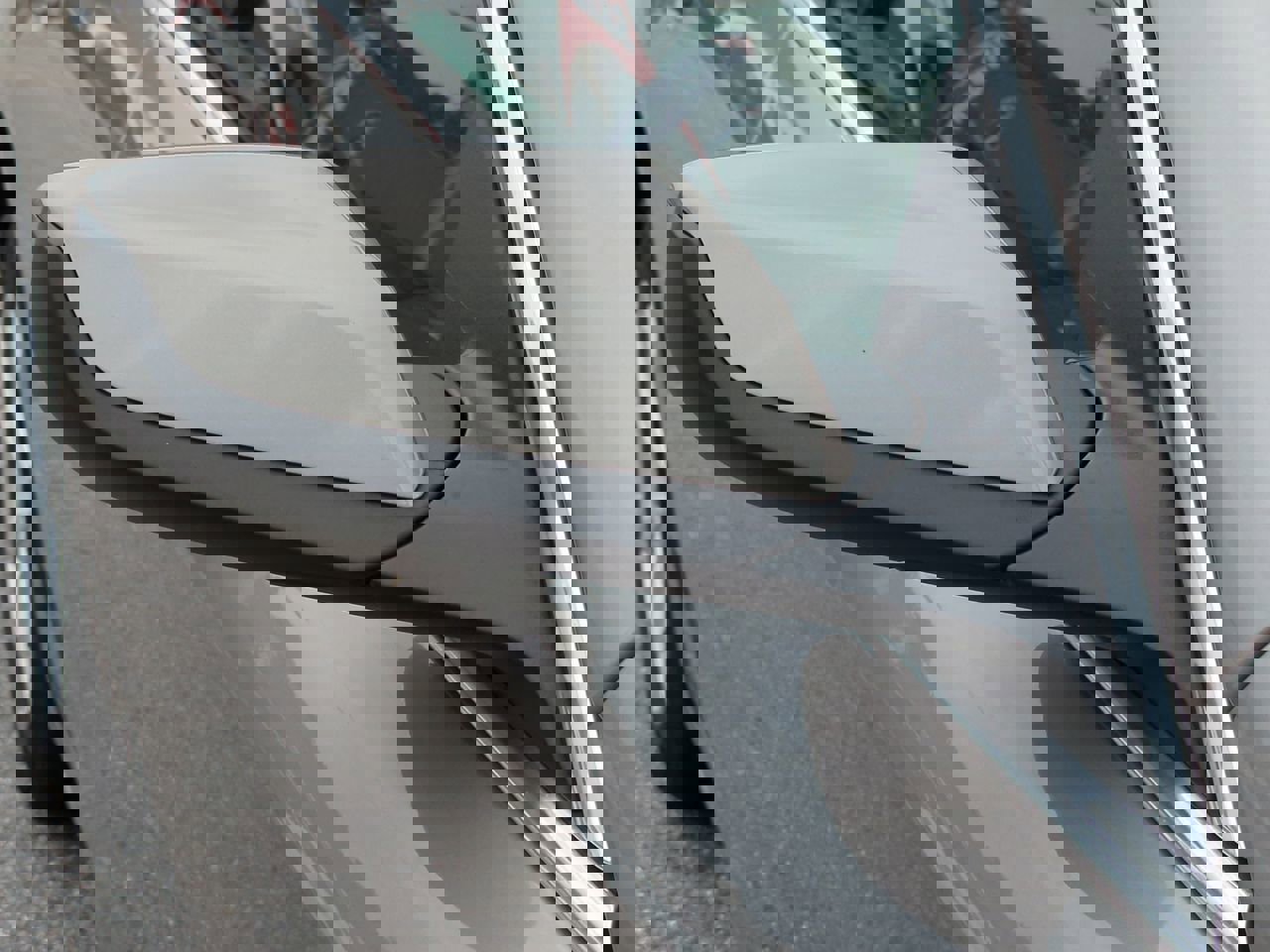 Used 2025 Chevrolet Malibu LT image 12