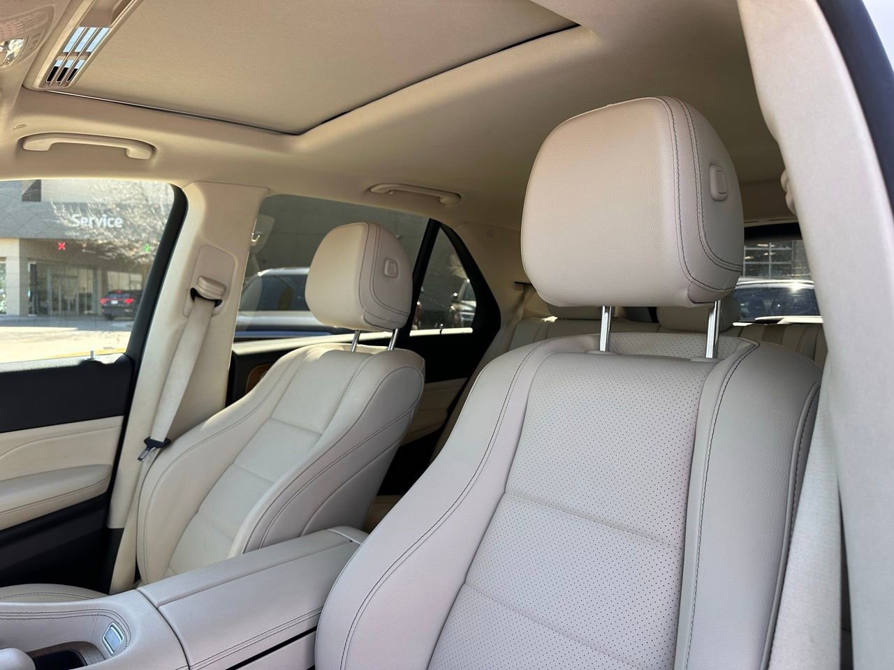 Used 2024 Mercedes-Benz GLE 350 4MATIC image 24