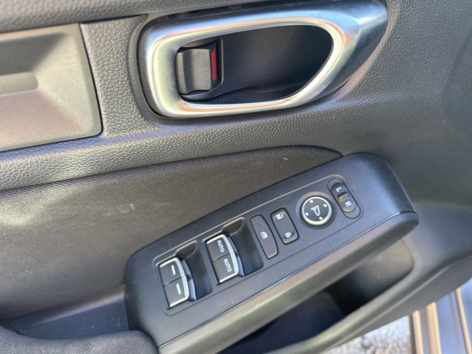 Used 2023 Honda Civic Sport image 18