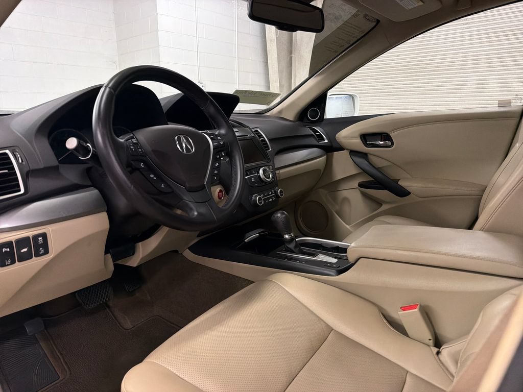 Used 2017 Acura RDX FWD w/ Advance Package image 5