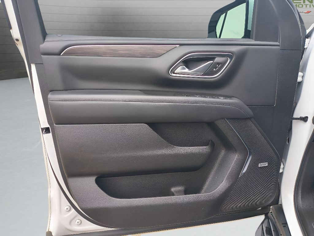 Used 2021 Chevrolet Tahoe LT AWD/4WD image 12