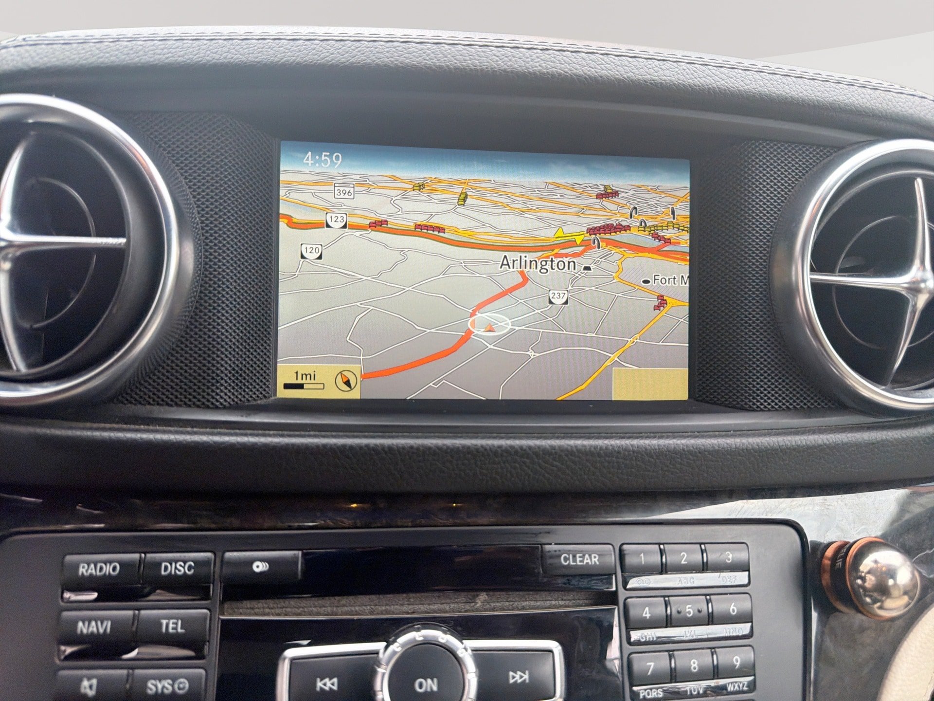 Used 2013 Mercedes-Benz SL 550 w/ Premium Pkg image 20