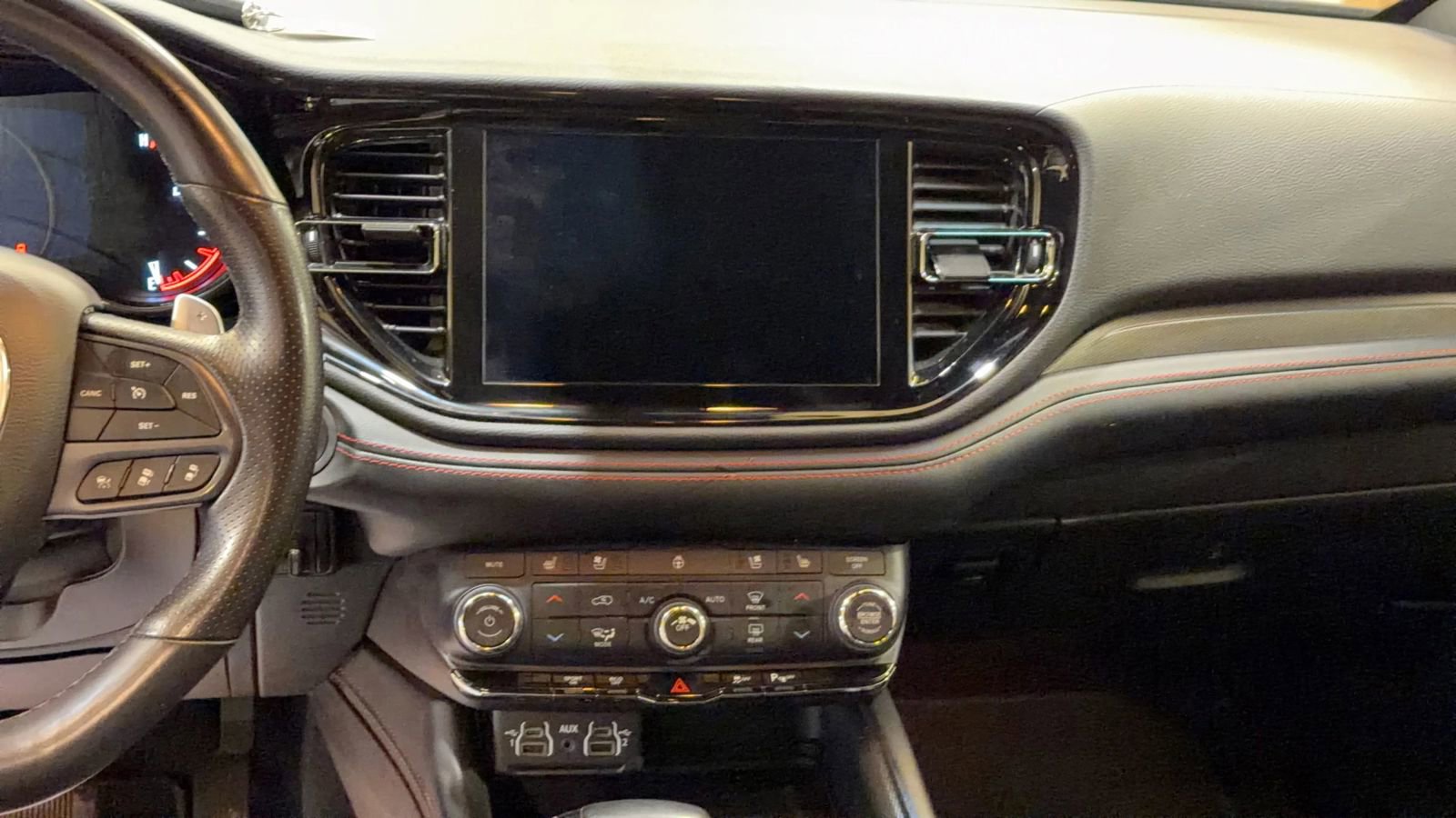 Used 2023 Dodge Durango R/T w/ Blacktop Package image 17