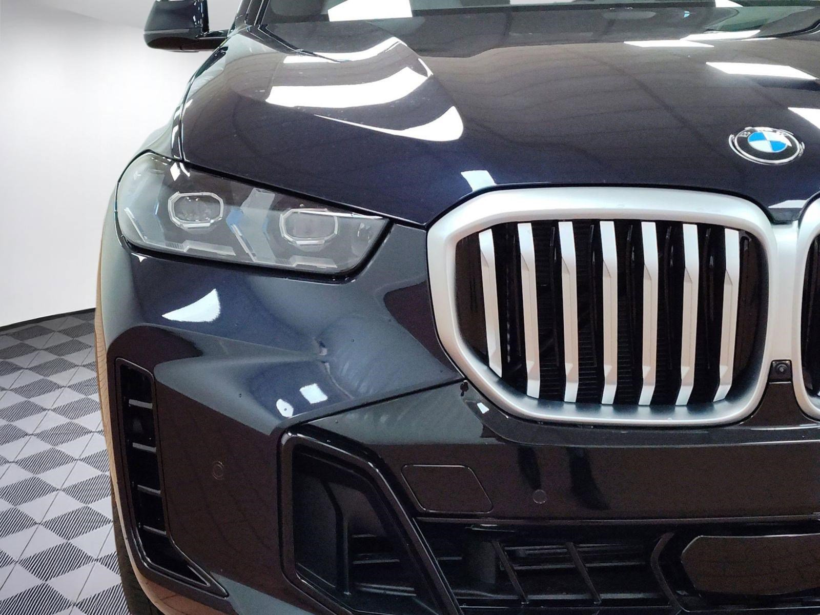 Used 2026 BMW X5 xDrive40i w/ Executive Package image 10