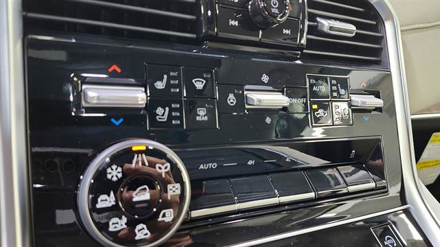New 2027 Nissan Armada Platinum AWD/4WD image 24