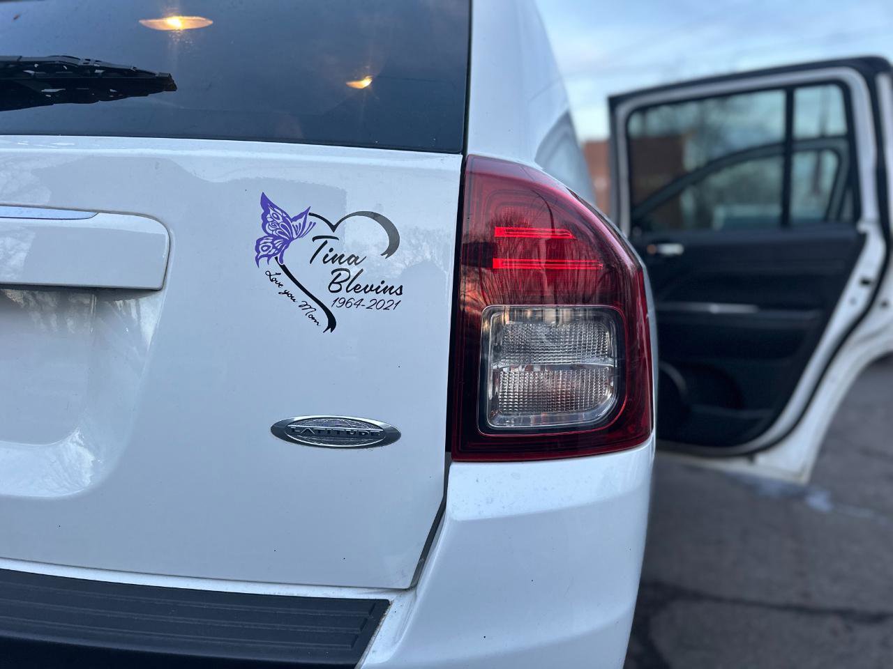 Used 2016 Jeep Compass Latitude image 44