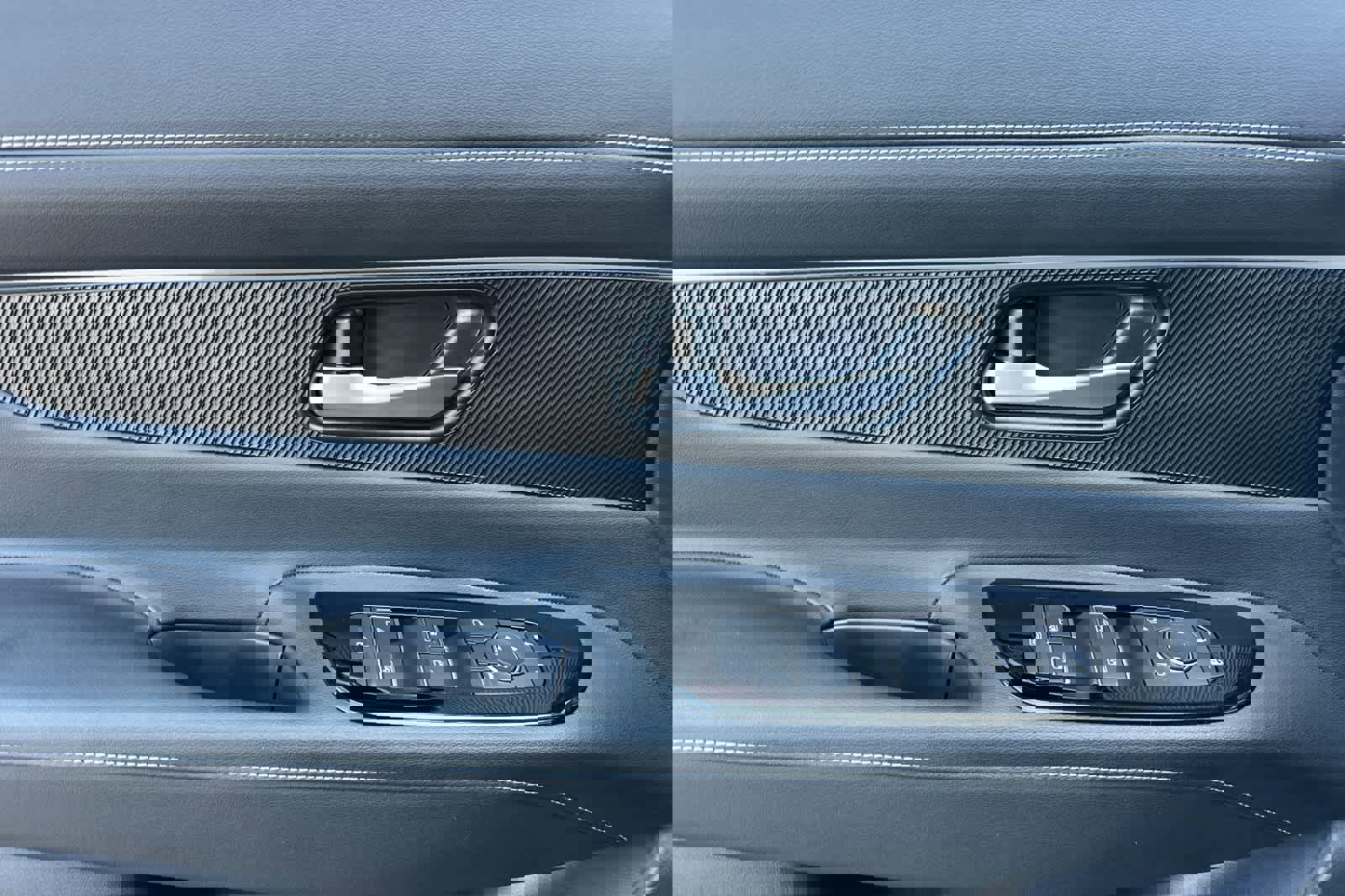 New 2025 Nissan Murano SV image 12